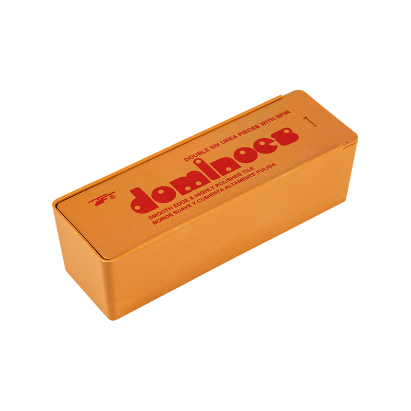 Push-pull dubbele zes dominostenen in plastic doos